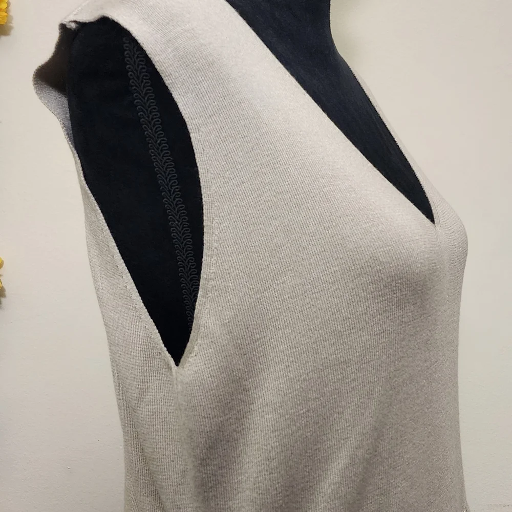 Taylor Maxi Dress - Picture 5 of 10